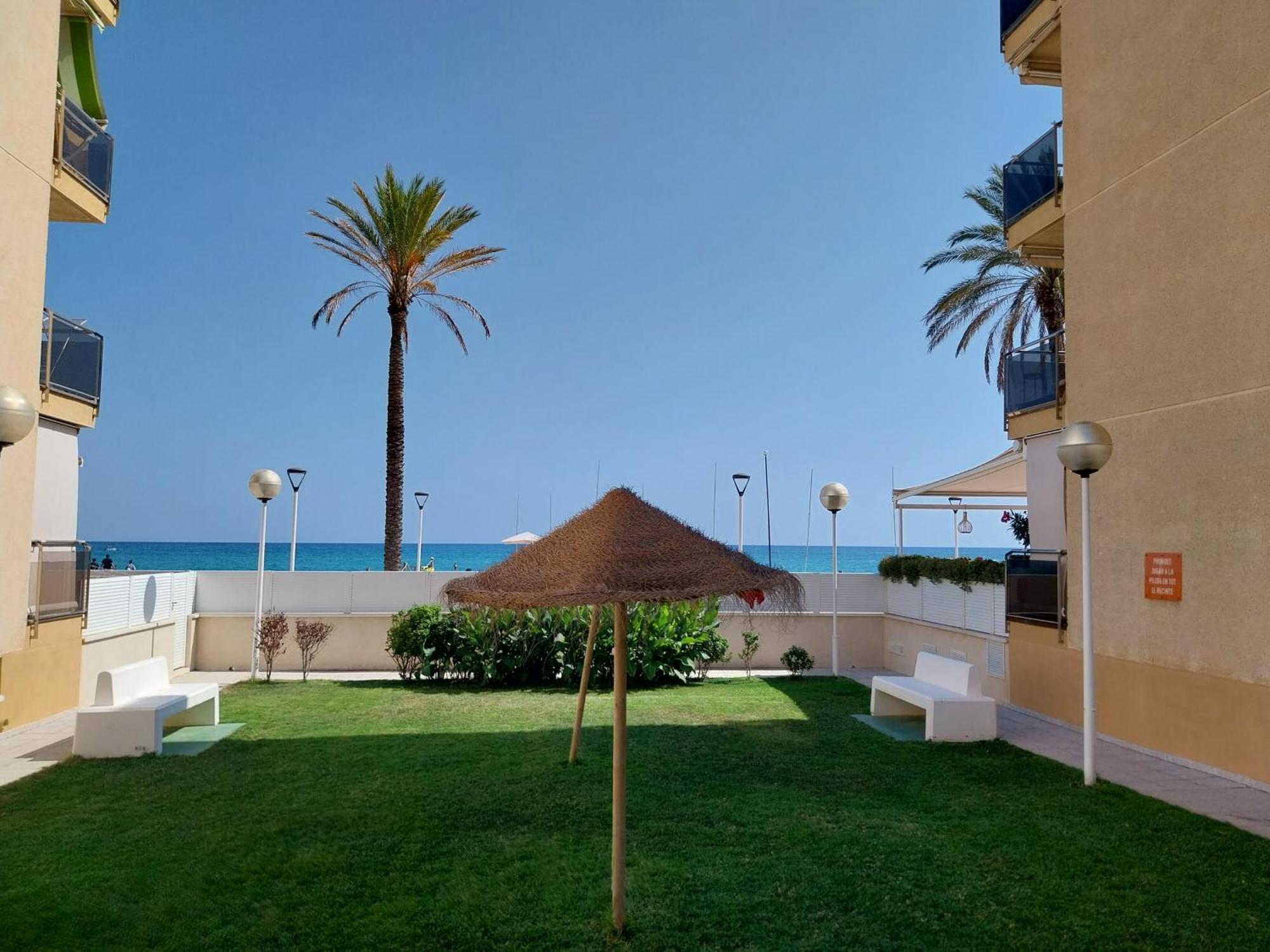 Calafell Beach Experience- Calafell Playa Apartment Exterior photo